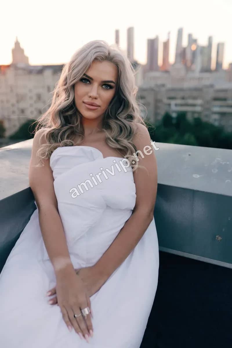Яна