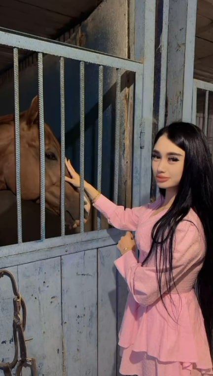 Эскортница asel в Алматы - рост 174 см, вес 55 кг, возраст 30 лет