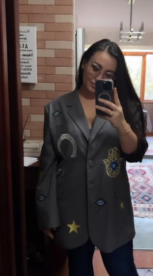 Эскортница adeli в Алматы - рост 168 см, вес 70 кг, возраст 32 лет