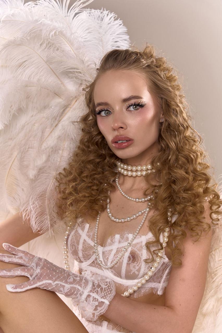 Эскортница eva в Алматы - рост 172 см, вес 50 кг, возраст 25 лет