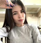 Эскортница aruna в Алматы - рост 152 см, вес 42 кг, возраст 24 лет